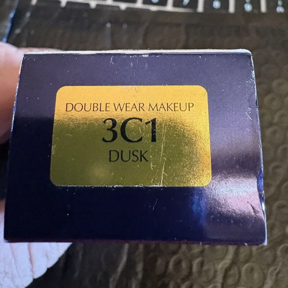 NIB Estee Lauder Double Wear Stay In Place Makeup 3C1 Dusk 1 fl oz NEW